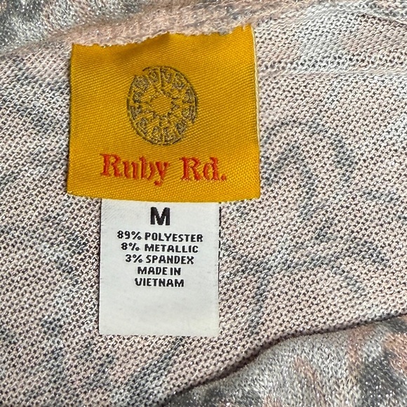 Ruby Rd women's tunic top in gray and pink. Size Medium - Picture 5 of 8